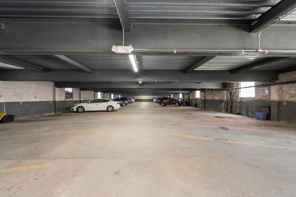 10 Ashland St # 2L, Worcester MA 01609 photo 17