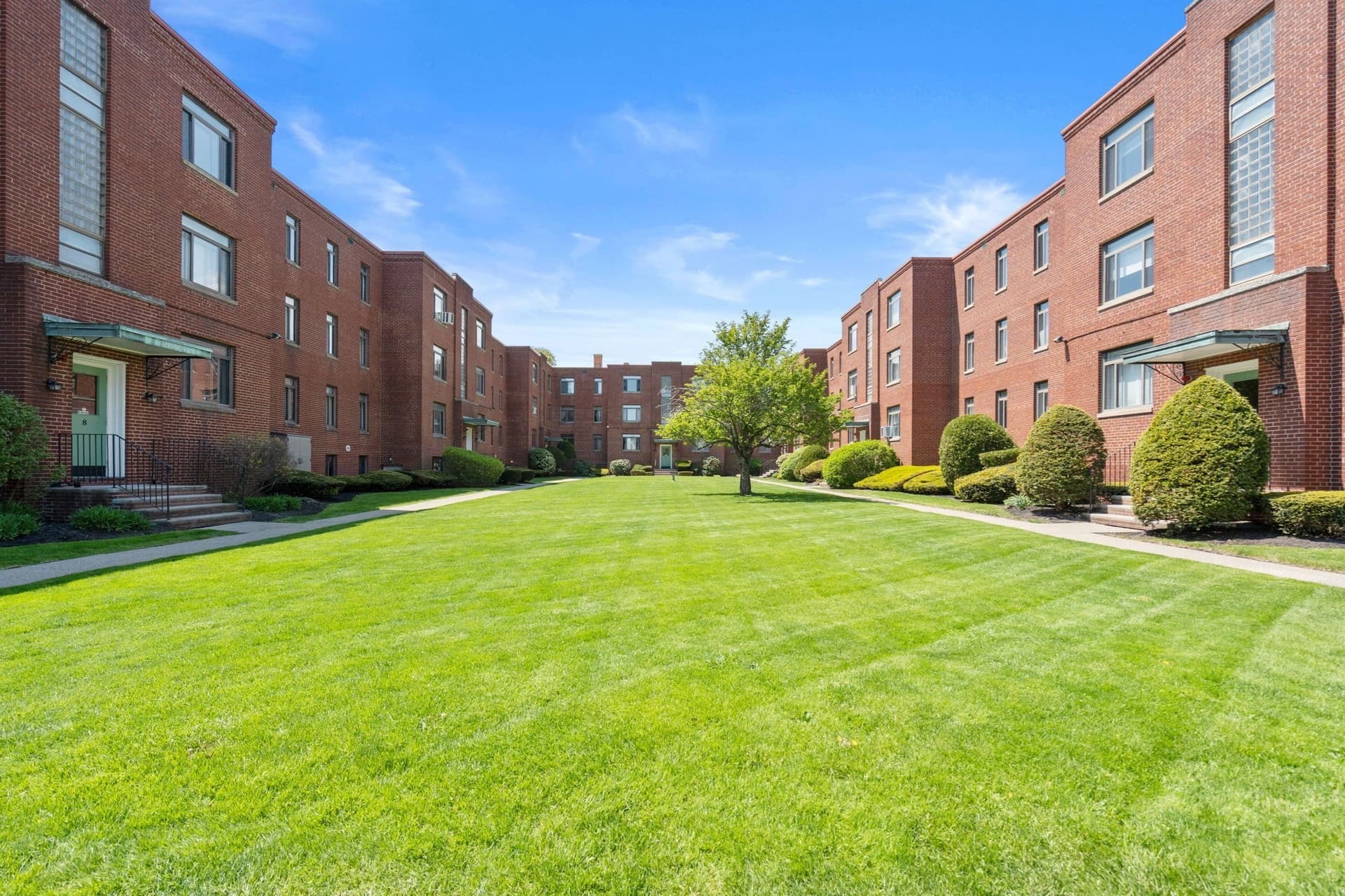 10 Ashland St # 2L, Worcester MA 01609