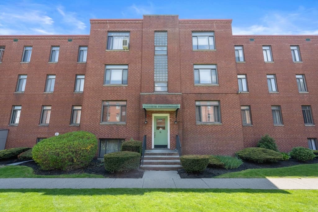 10 Ashland St # 2L, Worcester MA 01609 photo 4