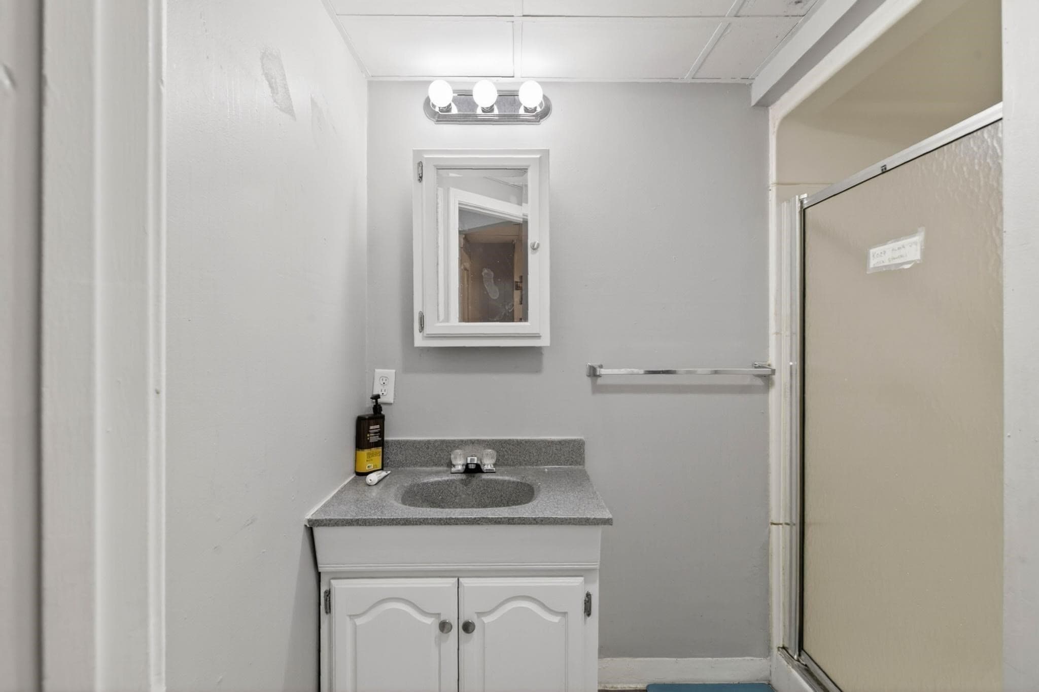 3 Family at 80-82 Laurel St, Fitchburg MA 01420, photo 10 of 38