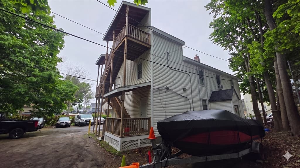 16 W Oberlin St, Worcester MA 01610 photo 2