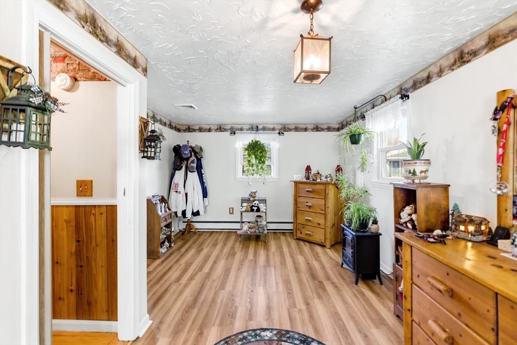 33 Quincy St, Holbrook MA 02343 photo 17