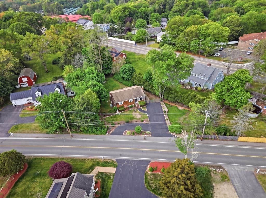 33 Quincy St, Holbrook MA 02343 photo 41