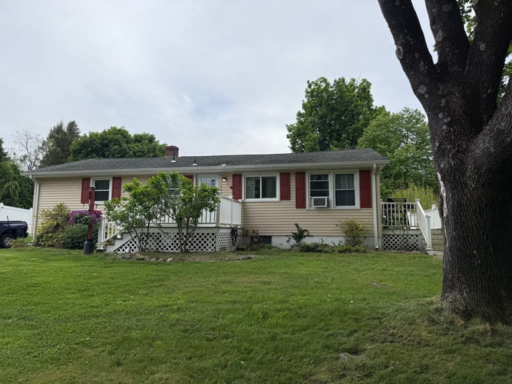 Single Family Residence at 185 Chudy St, Palmer MA 01080, photo 6 of 24