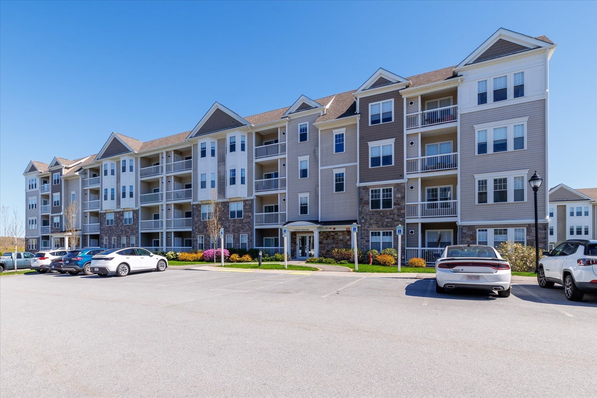 Condominium at 11 Peters Farm Way # 310, Westborough MA 01581, photo 36 of 42