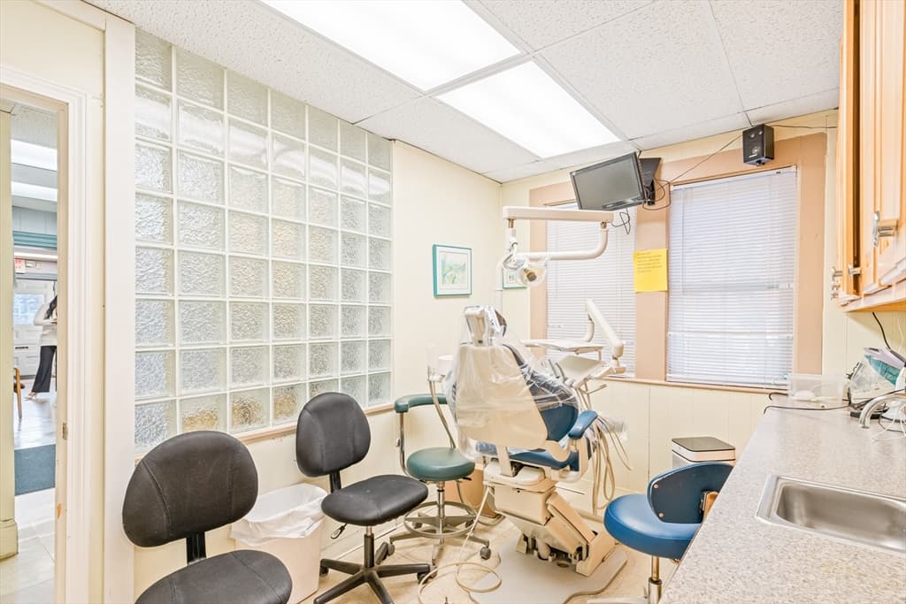 166 Columbia Rd, Boston MA 02121 photo 21