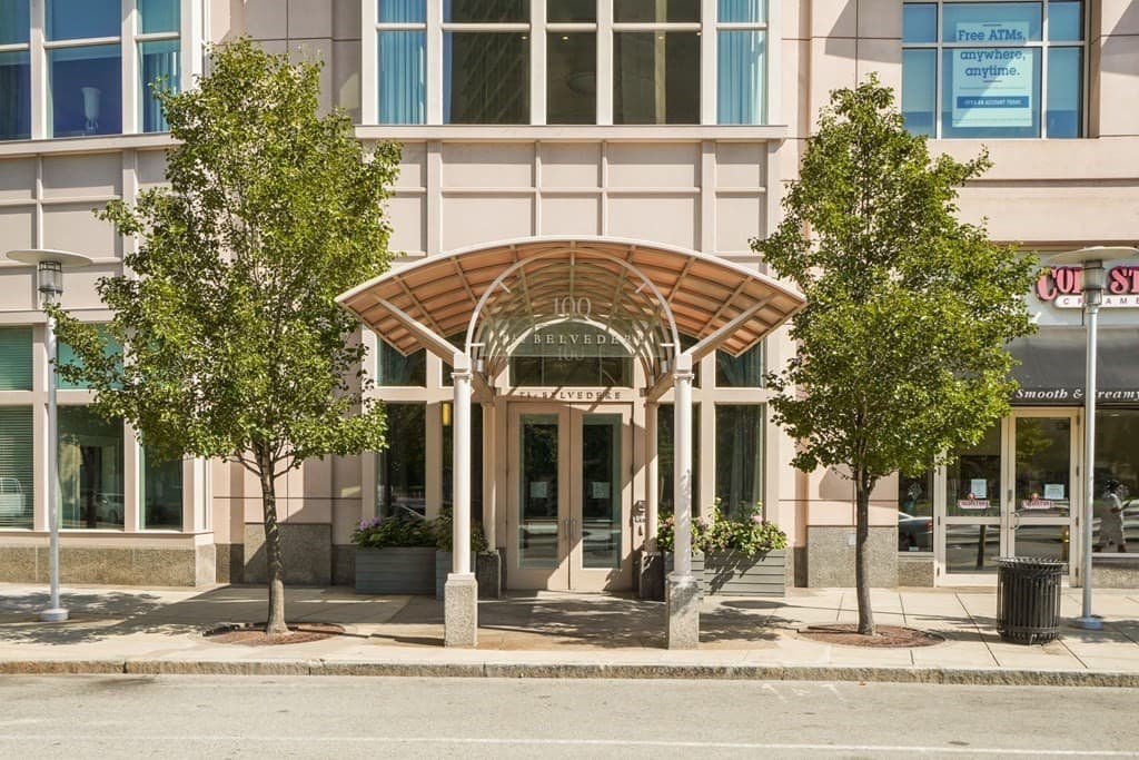 100 Belvidere St # 4C, Boston MA 02116