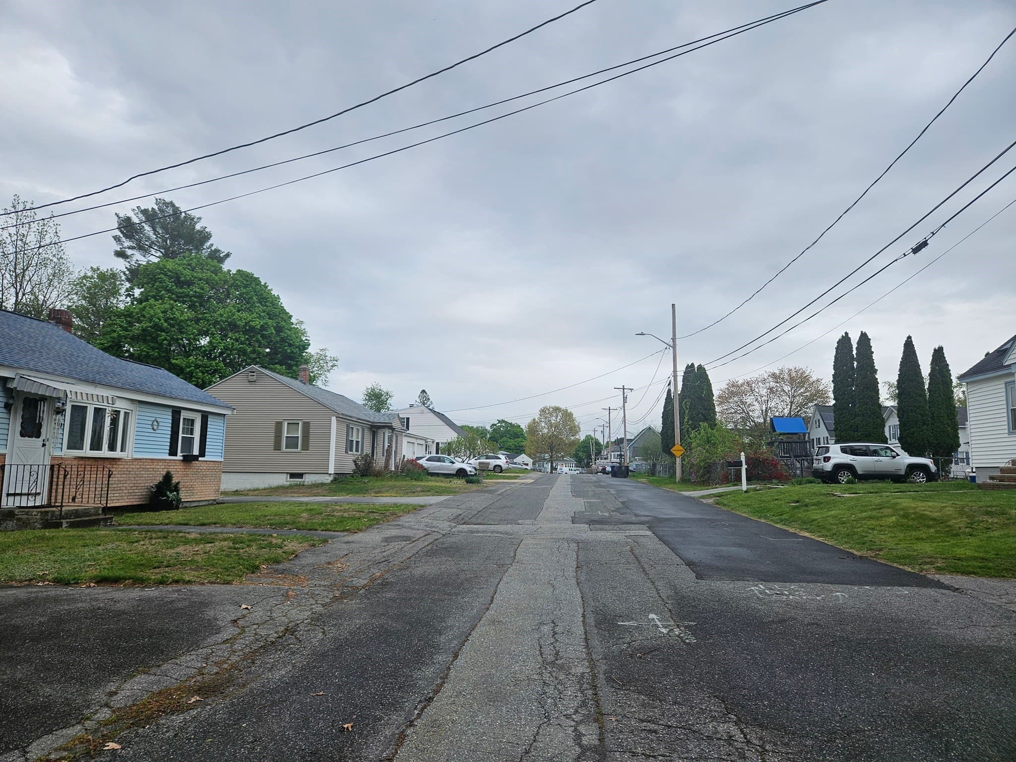Residential at 40 Book Street, Dracut MA 01826, photo 4 of 6