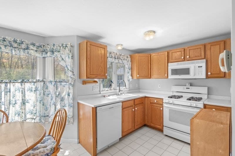 Single Family Residence at 38 Country Side Road # 38, Bellingham MA 02019, photo 11 of 24