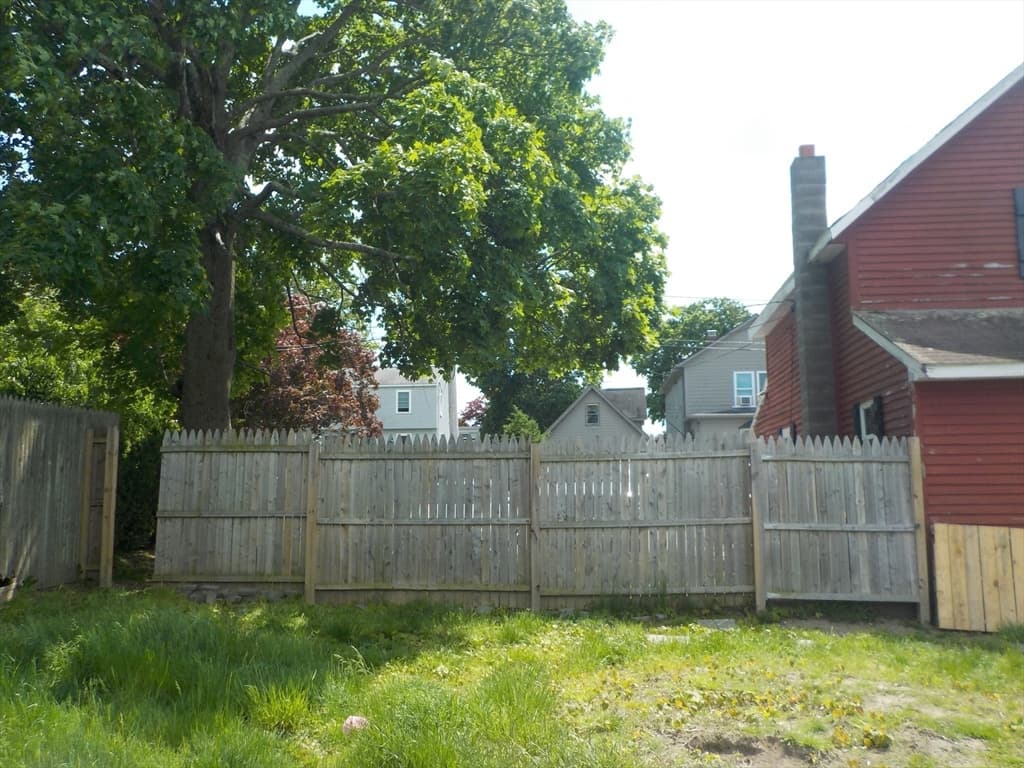 85 Maplewood Ave, Swansea MA 02777 photo 33
