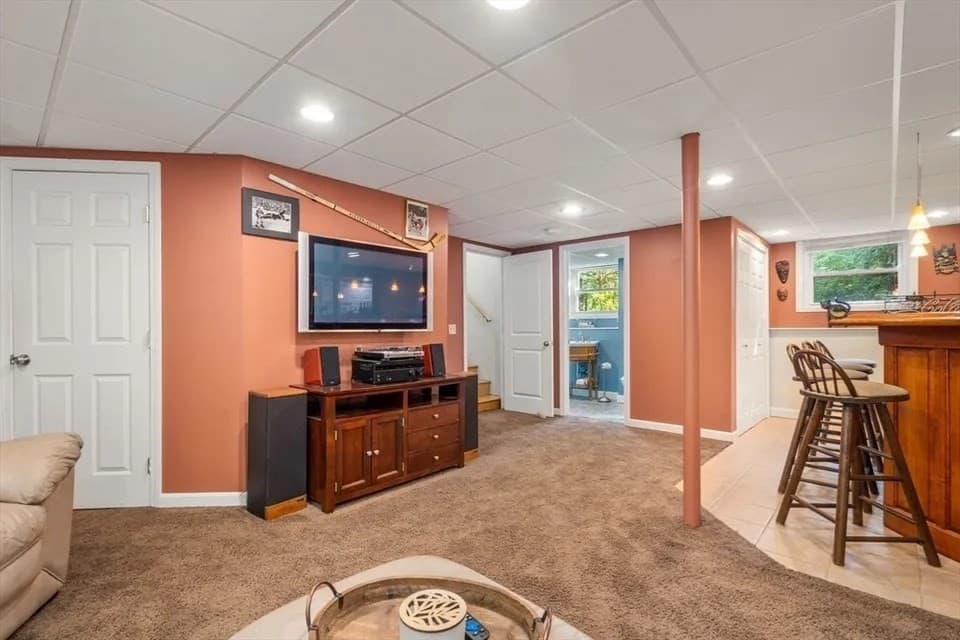 Single Family Residence at 75 Westview Street, Lexington MA 02421, photo 12 of 34