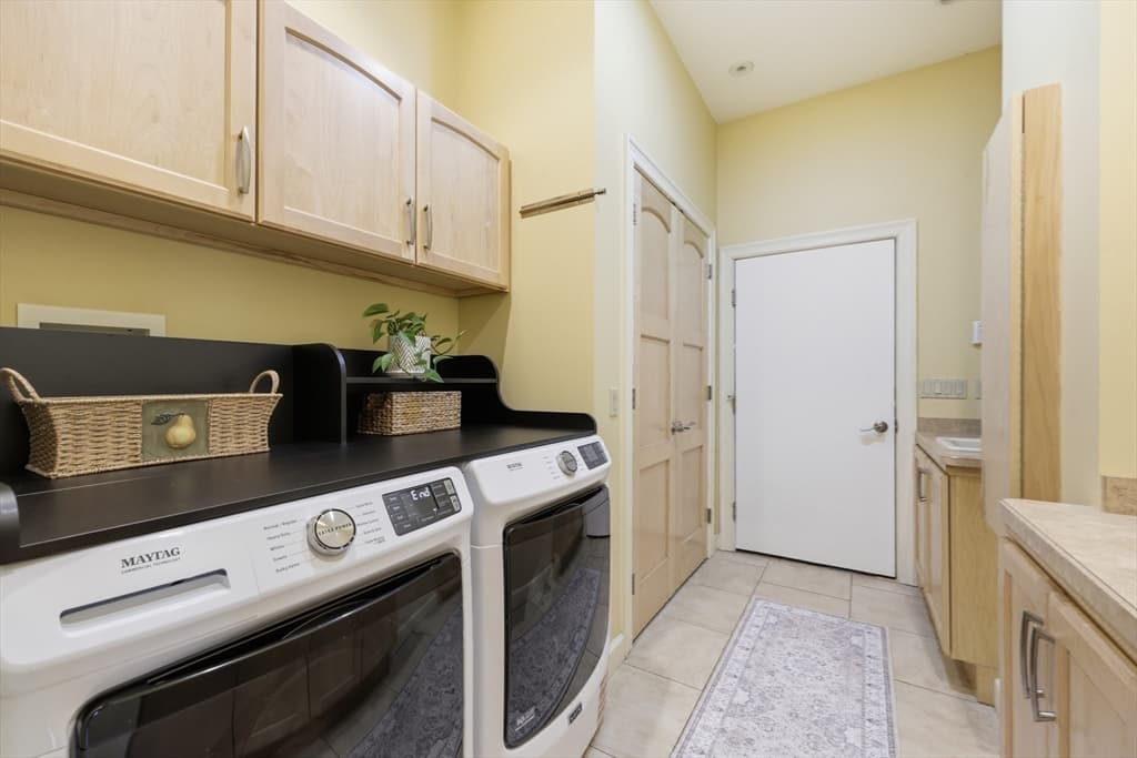 Single Family Residence at 33 Labrie Lane, Holyoke MA 01040, Holyoke, photo 26 of 42