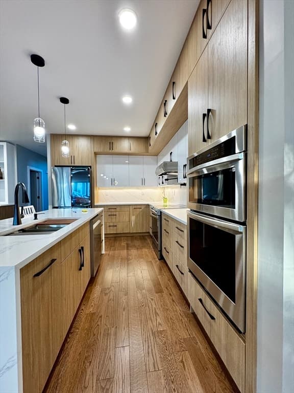 Single Family Residence at 270 Derby St, Newton MA 02465, photo 6 of 11