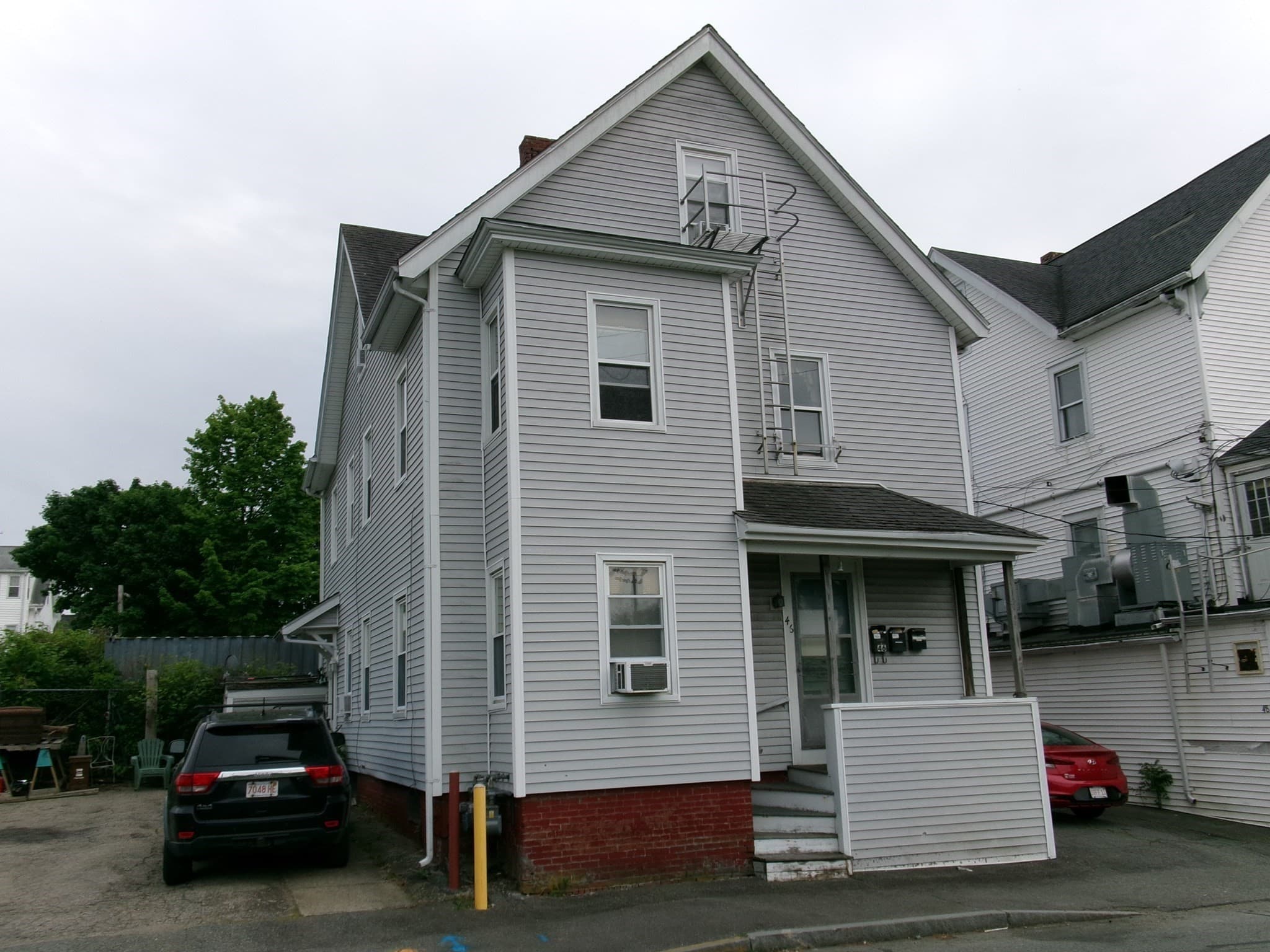 3 Family at 46 Adams Street, Taunton MA 02780, photo 3 of 5