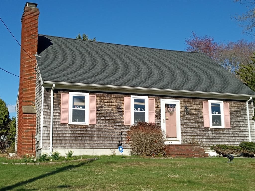 Single Family Residence at 33 Terry Drive, Dartmouth MA 02748, photo 2 of 19