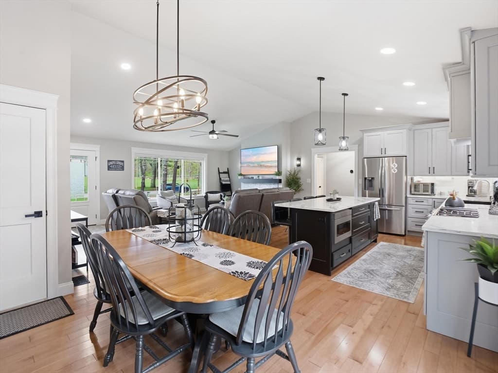 Single Family Residence at 565 Highland Ave., Phillipston MA 01331, Phillipston, photo 6 of 26