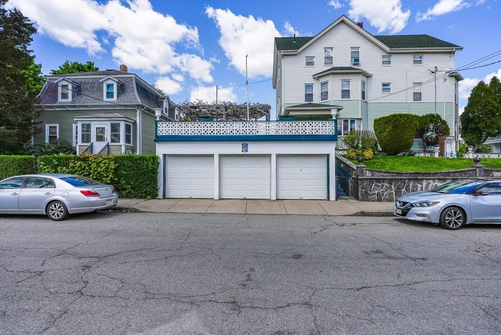 3 Family at 195 Brownell Street, Fall River MA 02720, photo 3 of 36