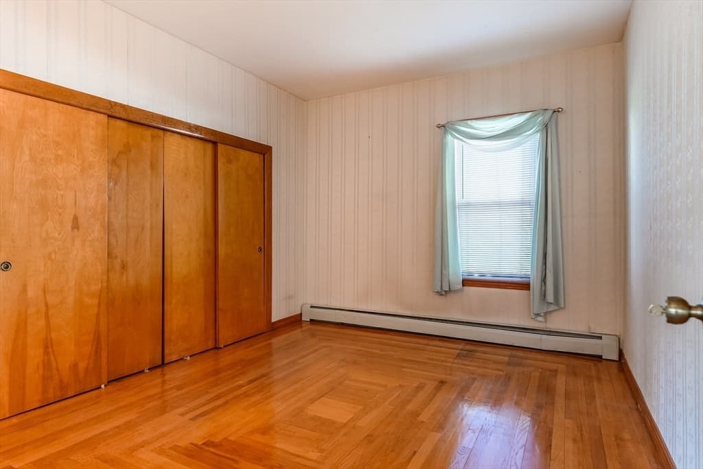 3 Family at 195 Brownell Street, Fall River MA 02720, photo 9 of 36