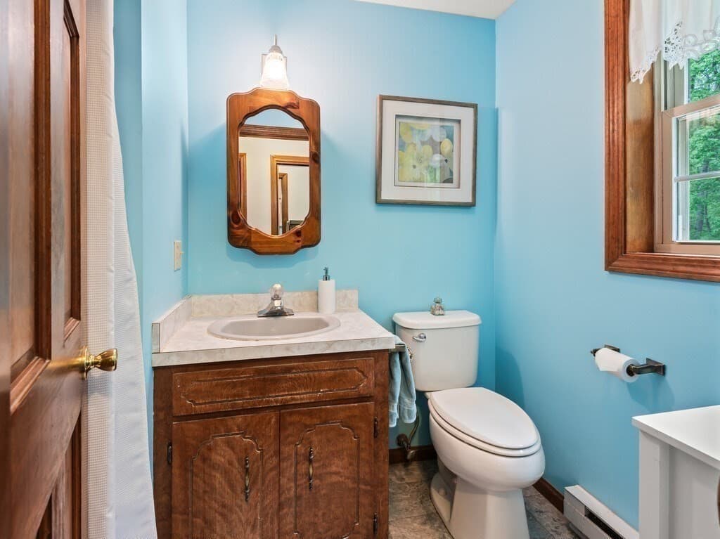 Single Family Residence at 3 Oakwood Dr, Webster MA 01570, Webster, photo 32 of 39