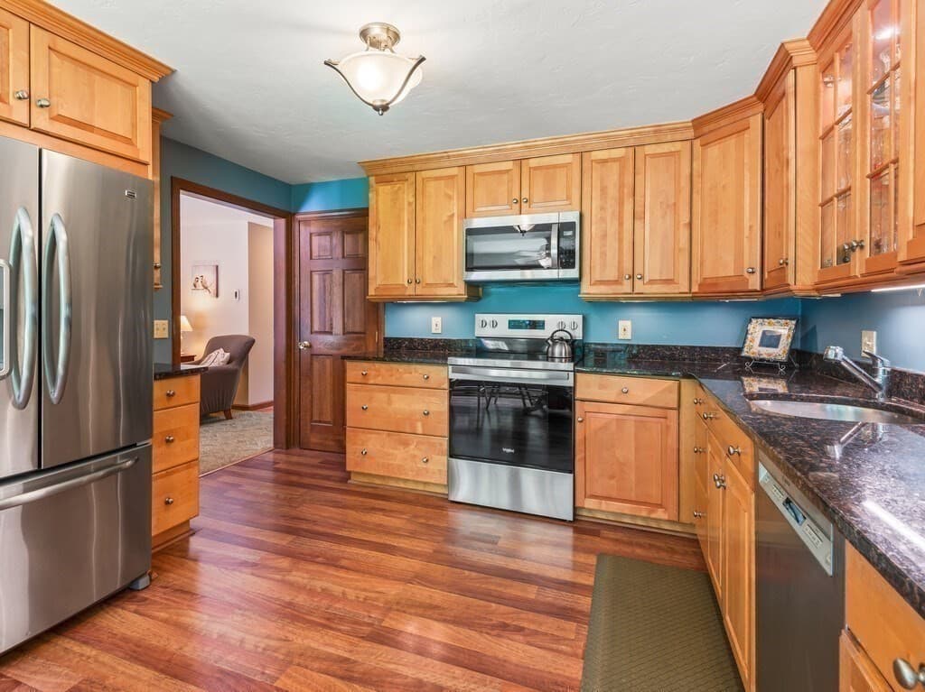 Single Family Residence at 3 Oakwood Dr, Webster MA 01570, Webster, photo 19 of 39