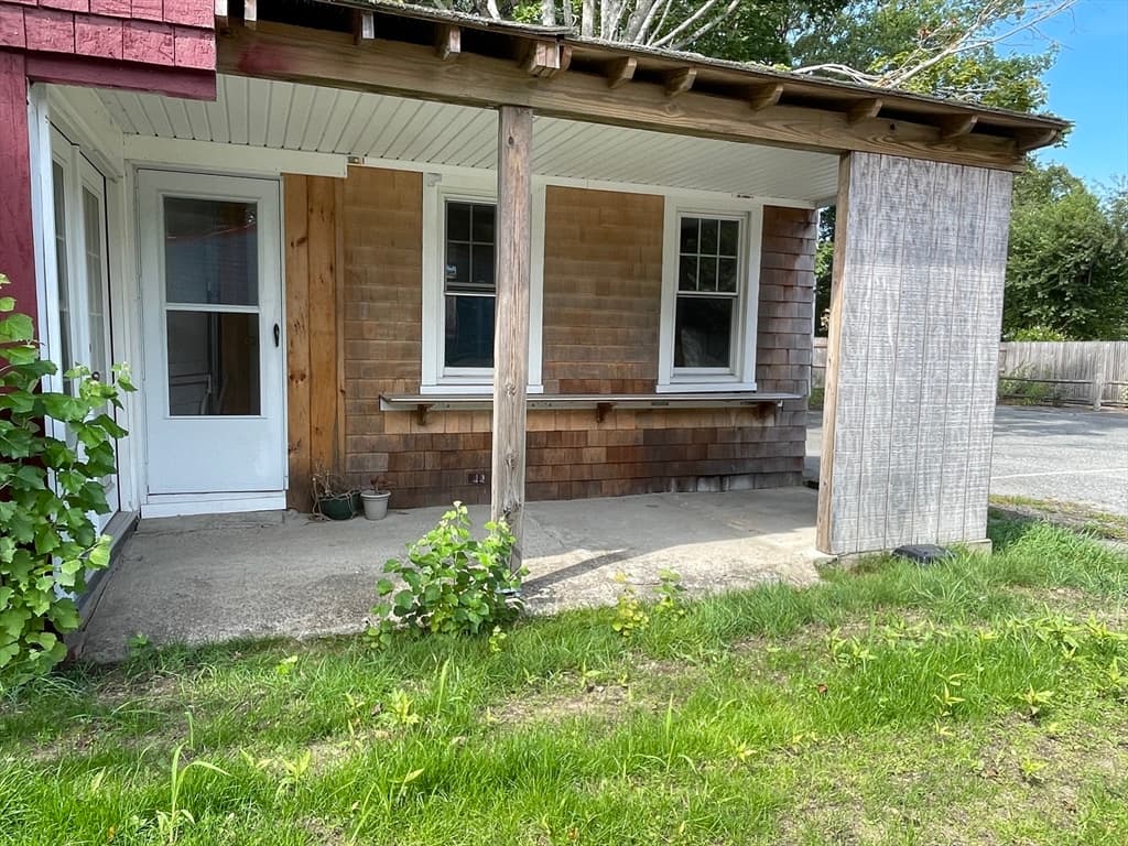 Commercial Sale at 628 Craigville Beach Rd, Barnstable MA 02632, photo 6 of 18