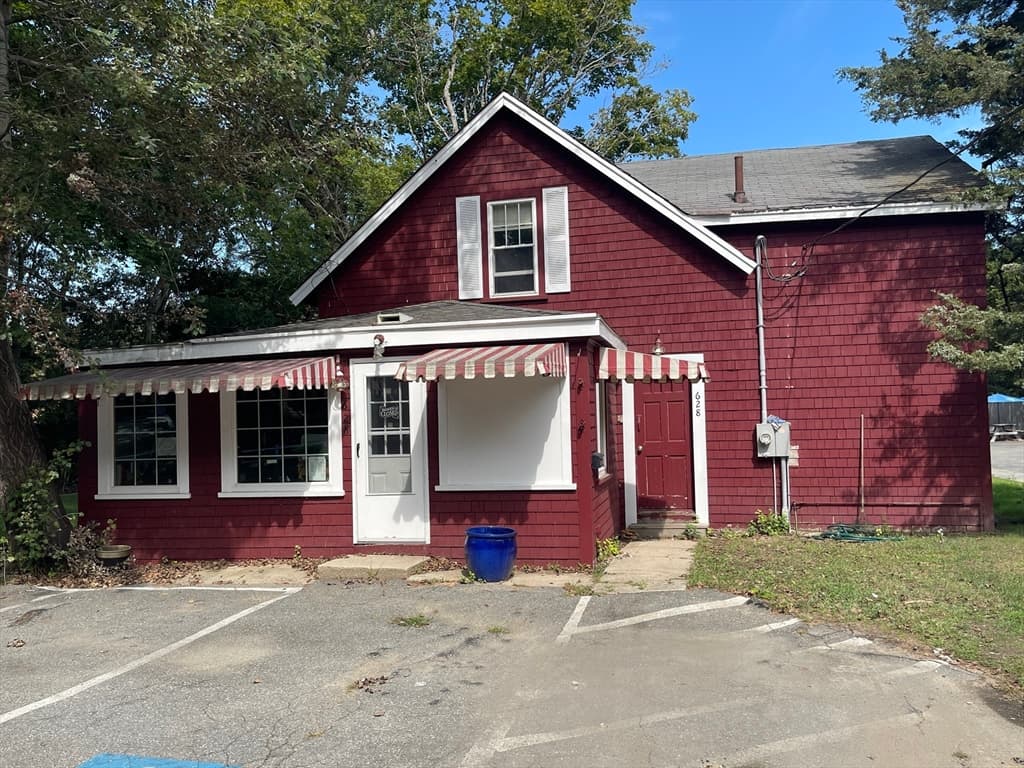 Commercial Sale at 628 Craigville Beach Rd, Barnstable MA 02632, photo 3 of 18