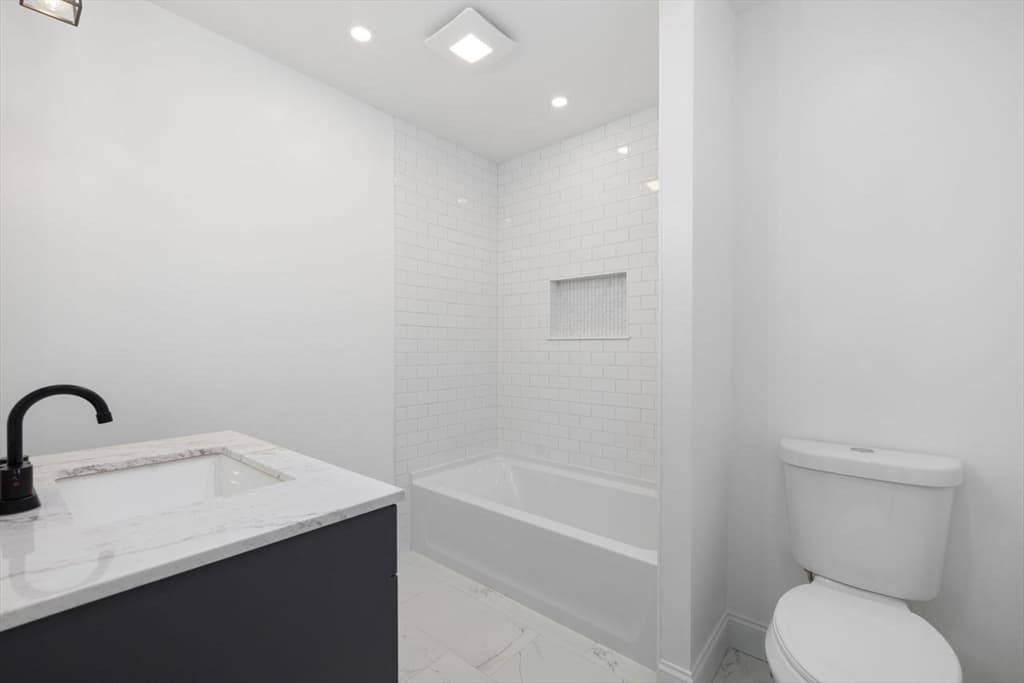 36 Kinnicutt Ave, Warren RI 02885 photo 7