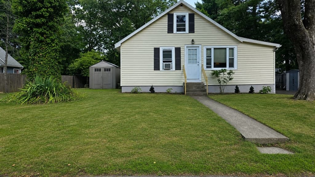 Single Family Residence at 32 Birch Rd, Natick MA 01760, Natick, photo 4 of 37