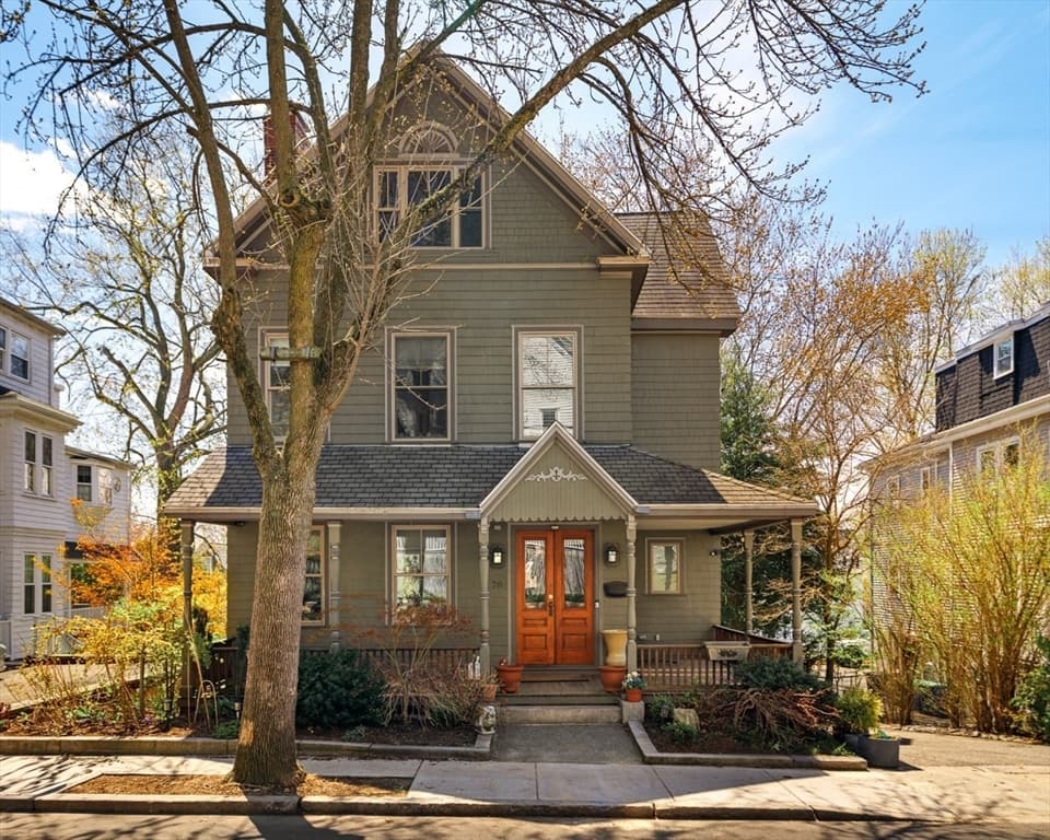 70 Oxford St, Somerville MA 02143