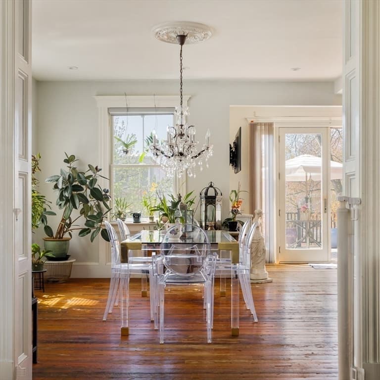 70 Oxford St, Somerville MA 02143 photo 9