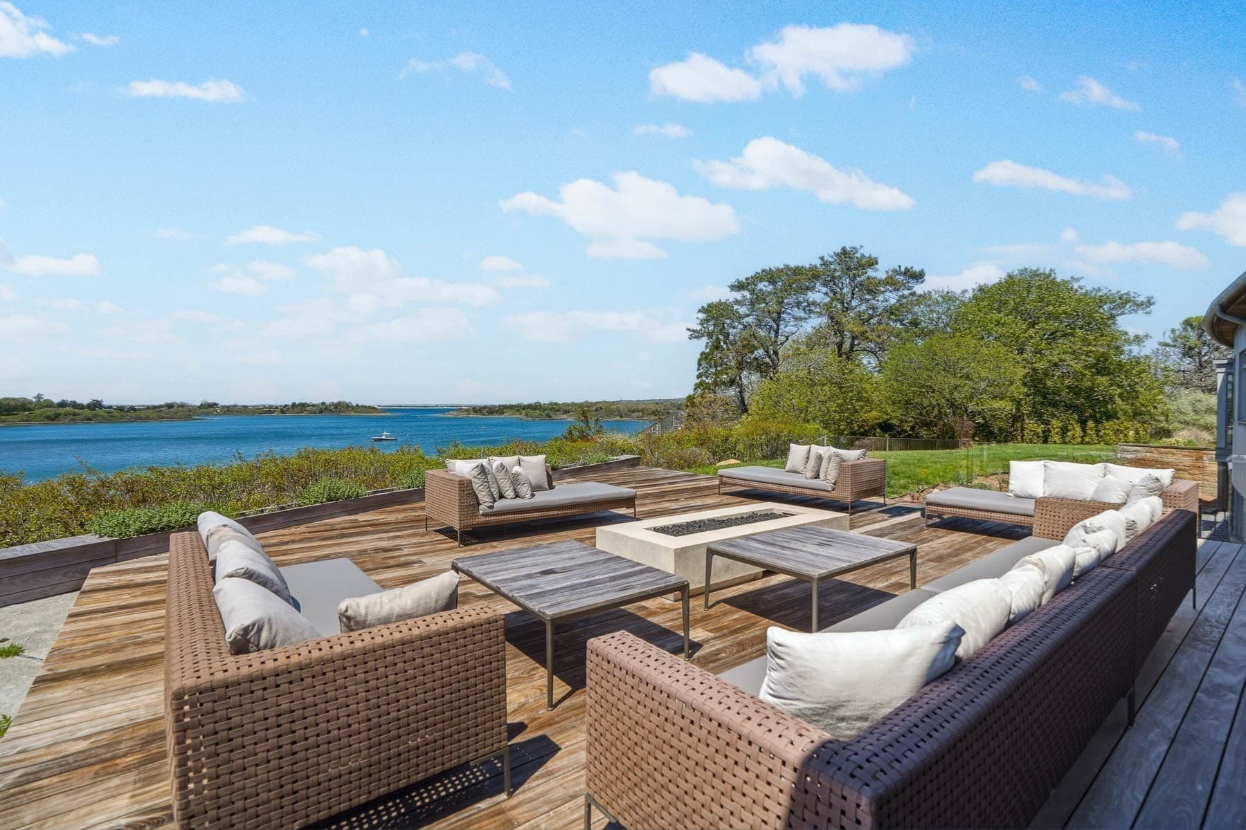 Single Family Residence at 18 Point Inner Way, Chilmark MA 02535, Chilmark, photo 18 of 42
