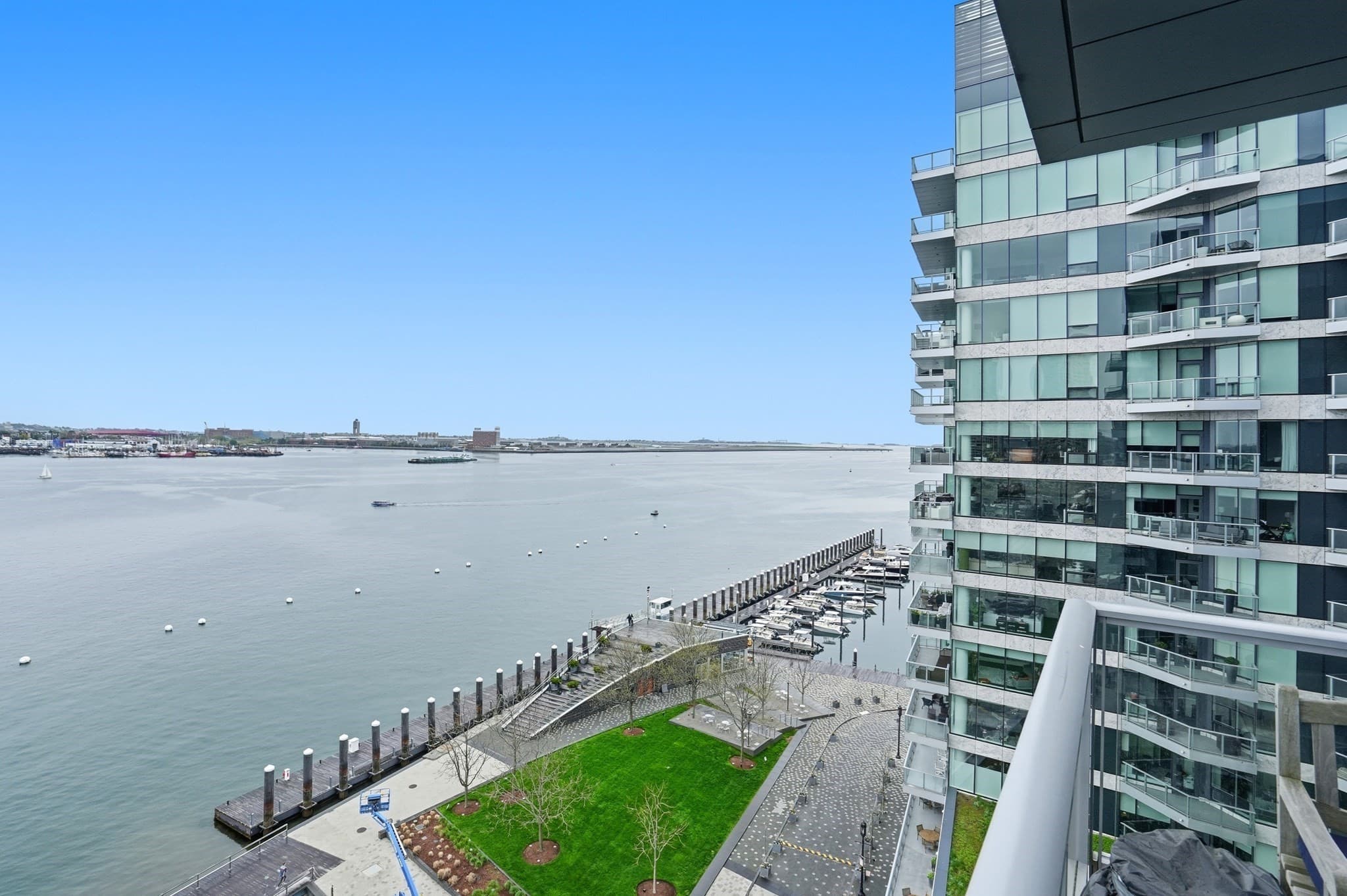 Condominium at 22 Liberty Dr # 9F, Boston MA 02110, photo 23 of 37