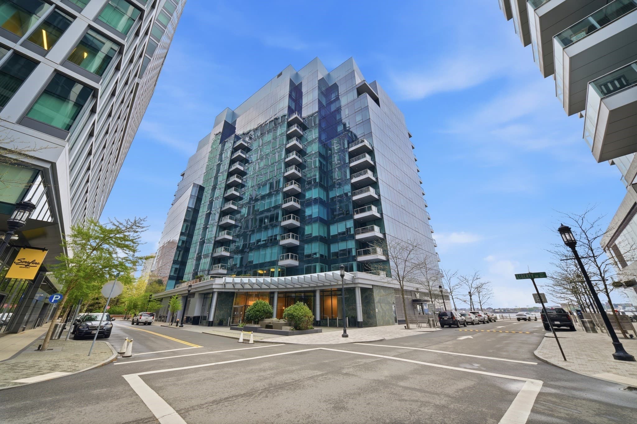 Condominium at 22 Liberty Dr # 9F, Boston MA 02110, photo 34 of 37