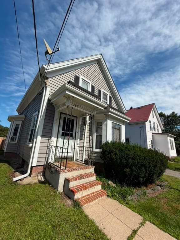 54 Clinton St, Brockton MA 02302 photo 2