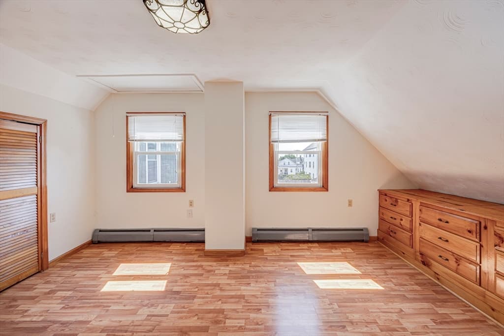 Single Family Residence at 188 Washington St, New Bedford MA 02740, New Bedford, photo 23 of 36