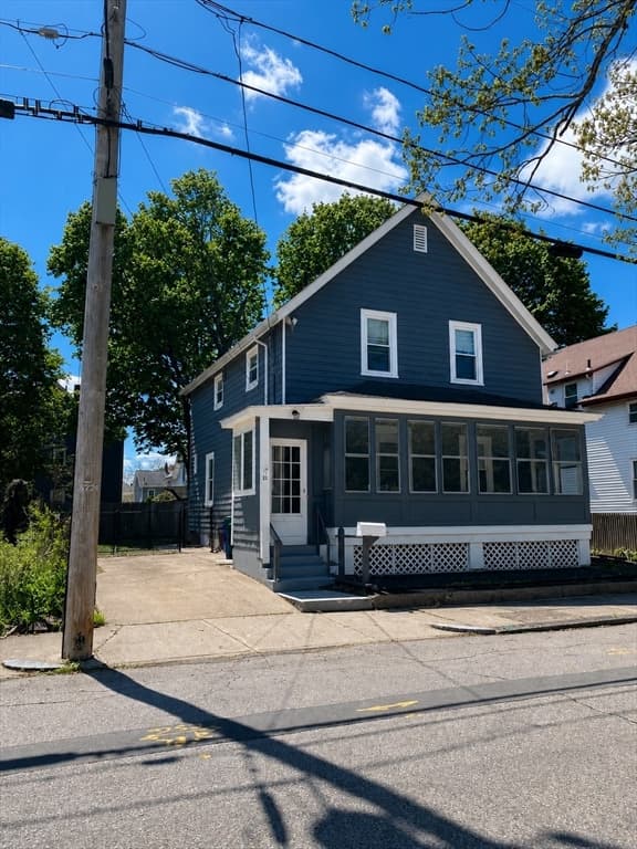 21 Bicknell St, Attleboro MA 02703
