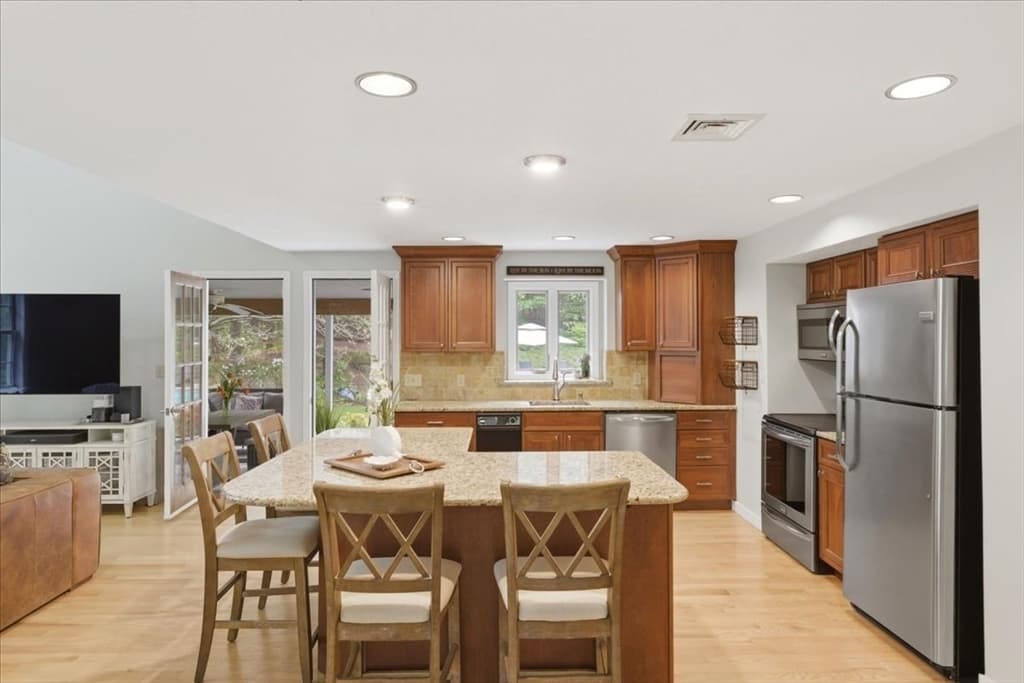 46 King St, Norfolk MA 02056 photo 9