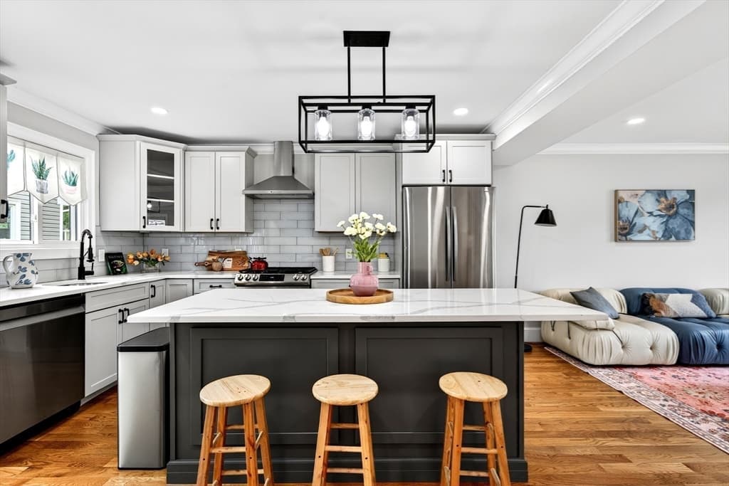 55 Banks St # 2, Winthrop MA 02152 photo 8