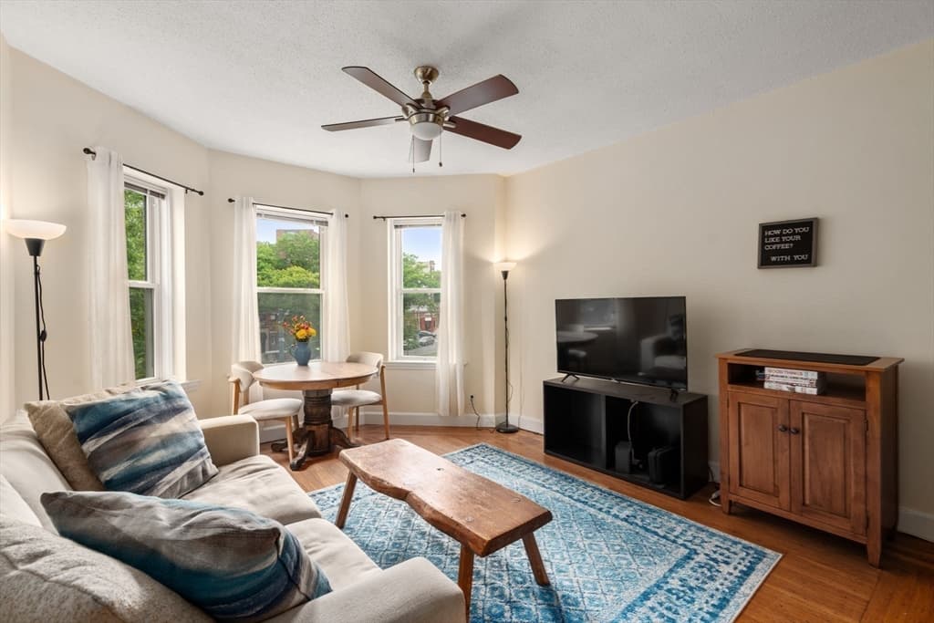 1419 Commonwealth Ave. # 404, Boston MA 02135
