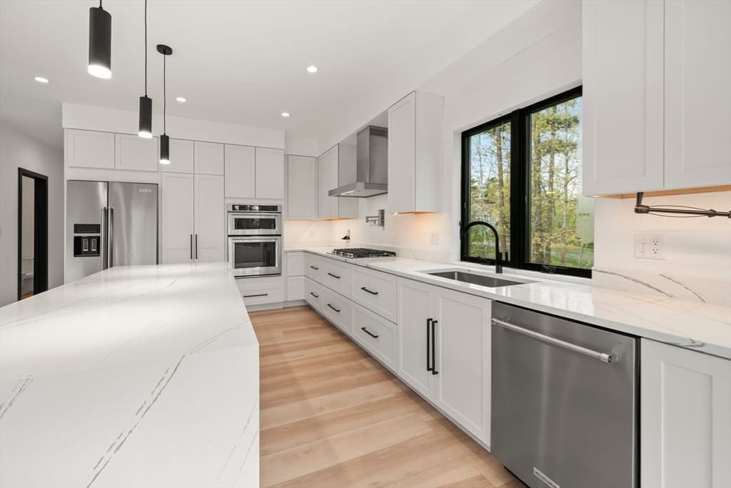 Single Family Residence at 3 Kestrel Way, Carver MA 02330, Carver, photo 10 of 42