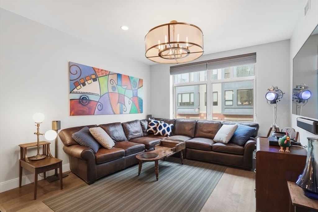 Condominium at 150 Dorchester Ave # 215, Boston MA 02127, Boston, photo 6 of 25