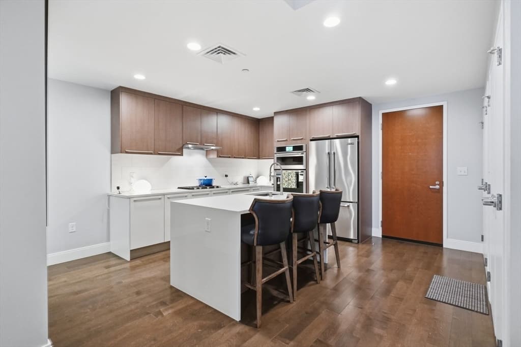 Condominium at 150 Dorchester Ave # 215, Boston MA 02127, Boston, photo 3 of 25