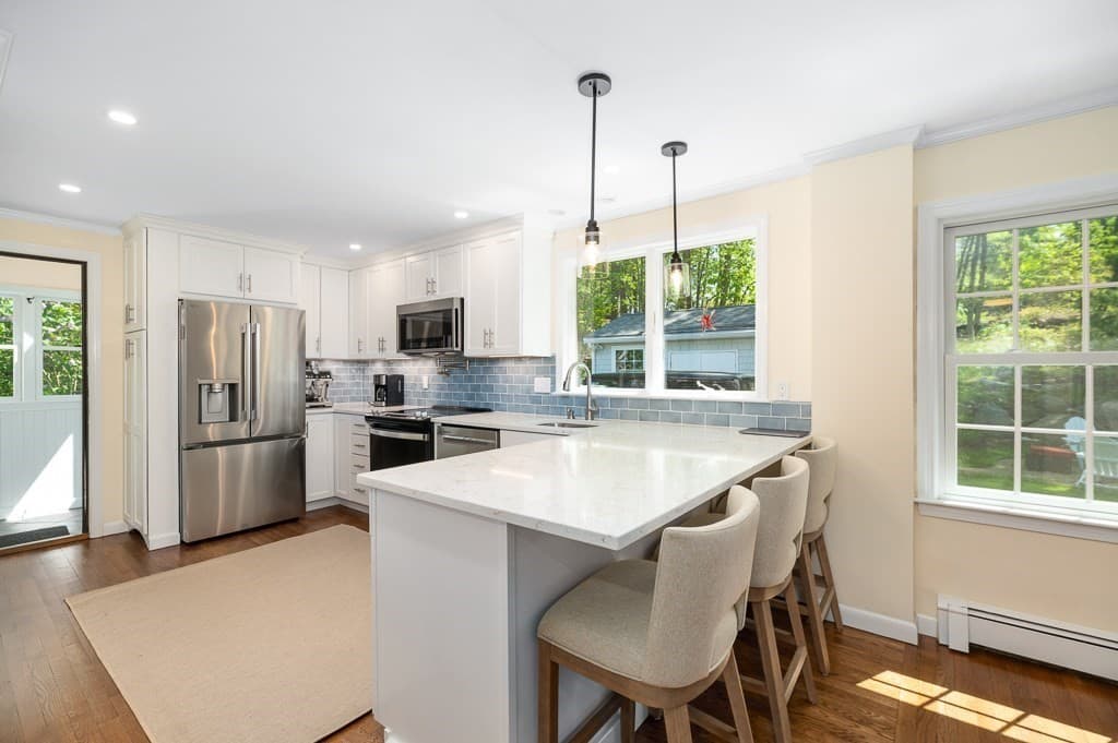 43 Woodward Ave, Gloucester MA 01930 photo 3