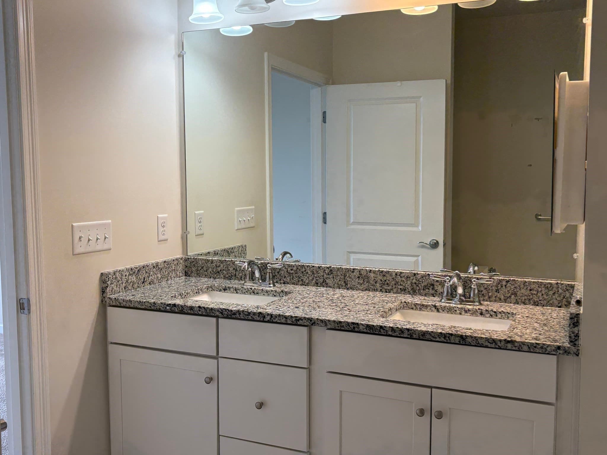 Condominium at 12101 Peters Farm Way # 12101, Westborough MA 01712, photo 30 of 32
