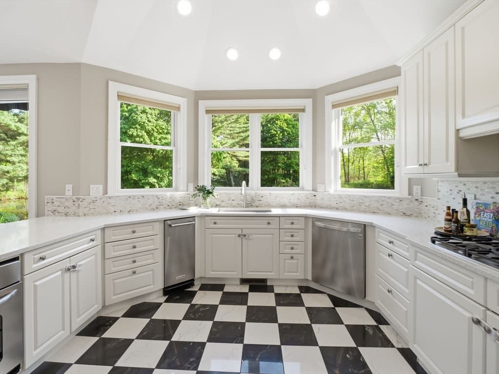 59 William St, Andover MA 01810 photo 10