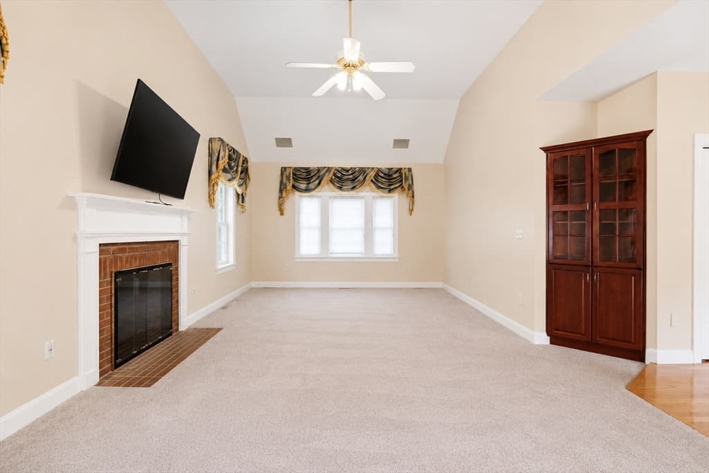 61 Indian Head Road, Framingham MA 01701 photo 38