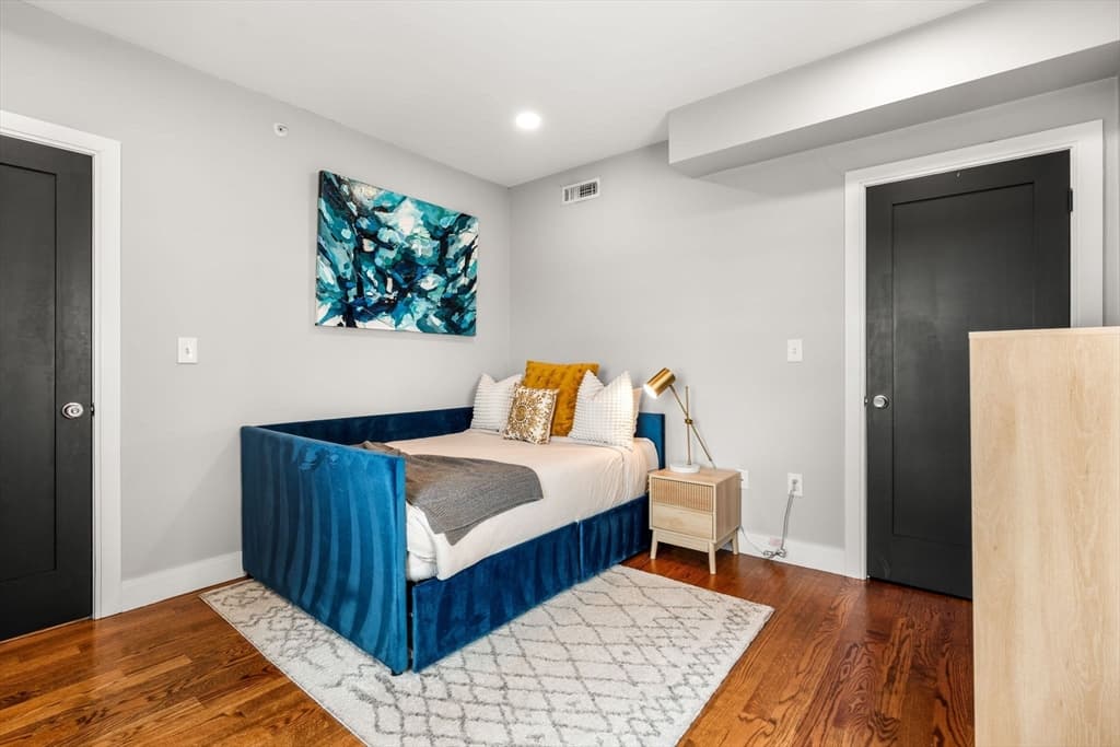 Condominium at 66 Falcon St # 4, Boston MA 02128, Boston, photo 10 of 17