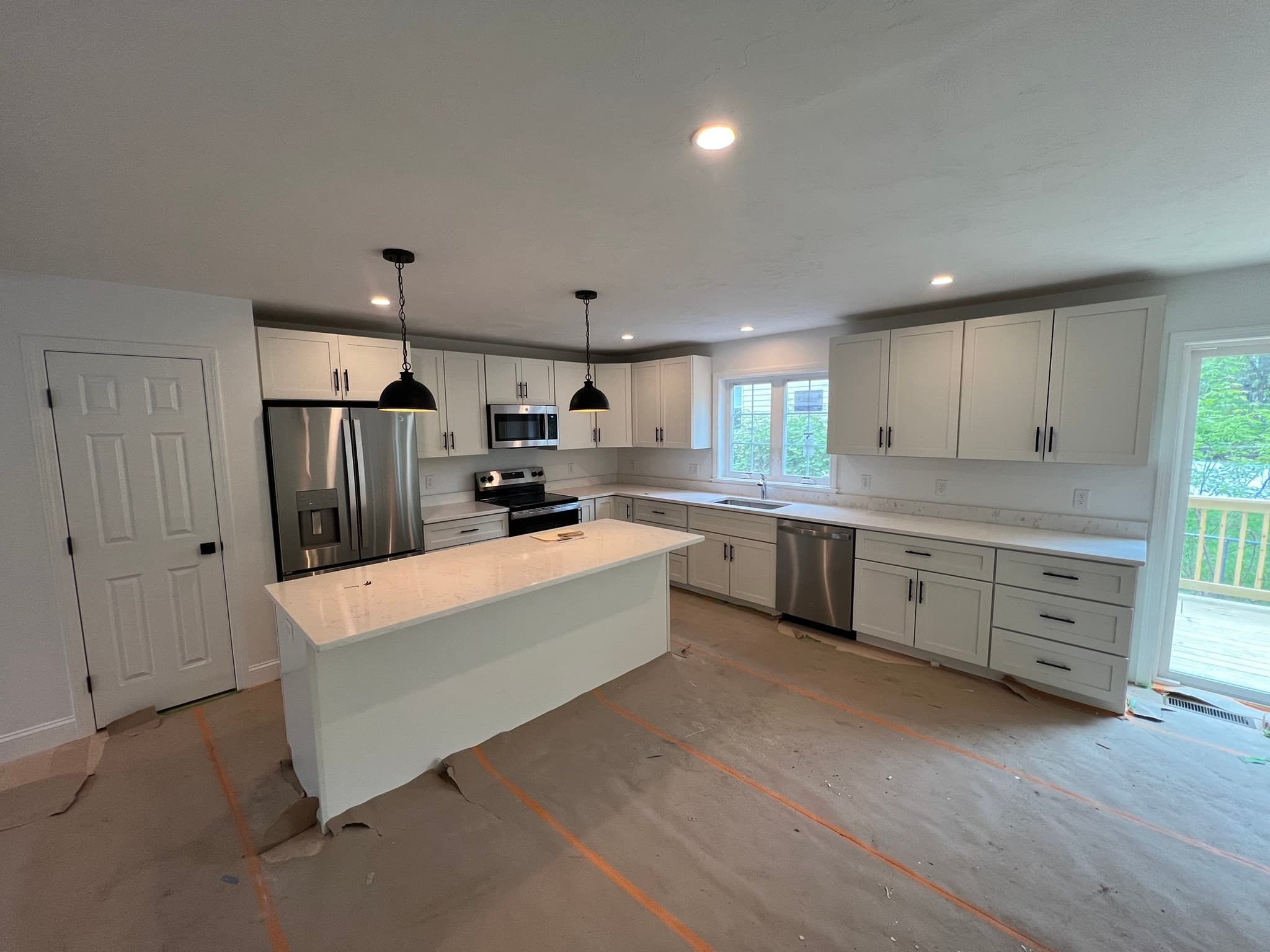 Single Family Residence at 39 Lincoln Street # B, Webster MA 01570, photo 4 of 33