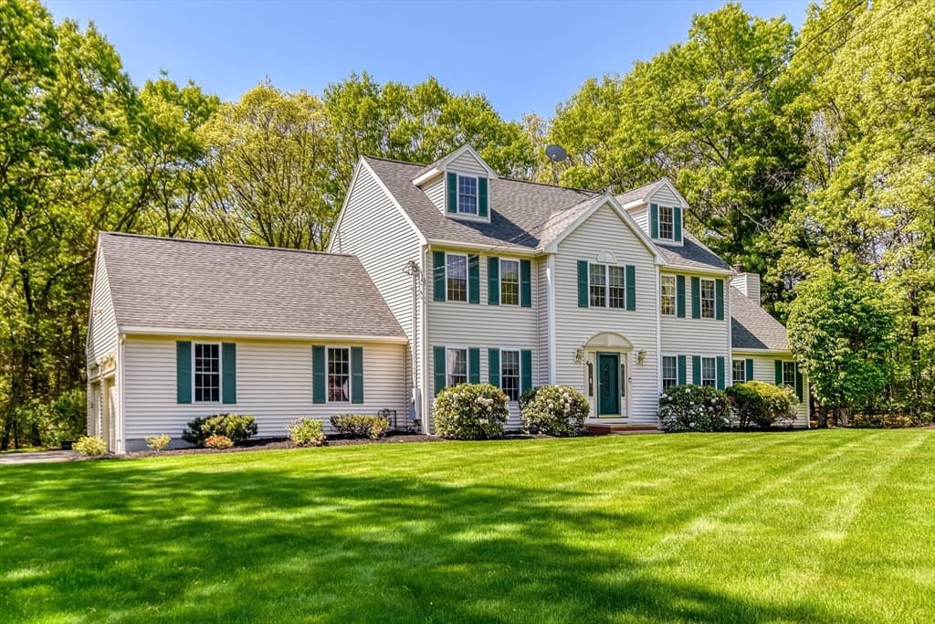 Single Family Residence at 4 Dorset Drive, Walpole MA 02032, Walpole, photo 2 of 42