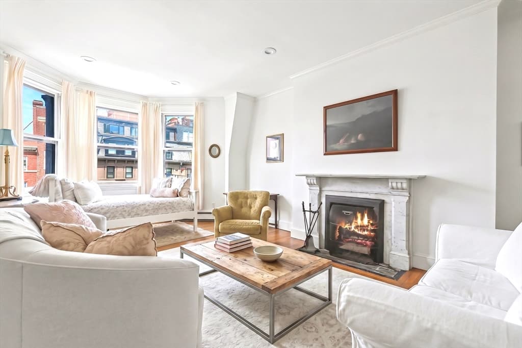 277 Beacon St # 4A, Boston MA 02116